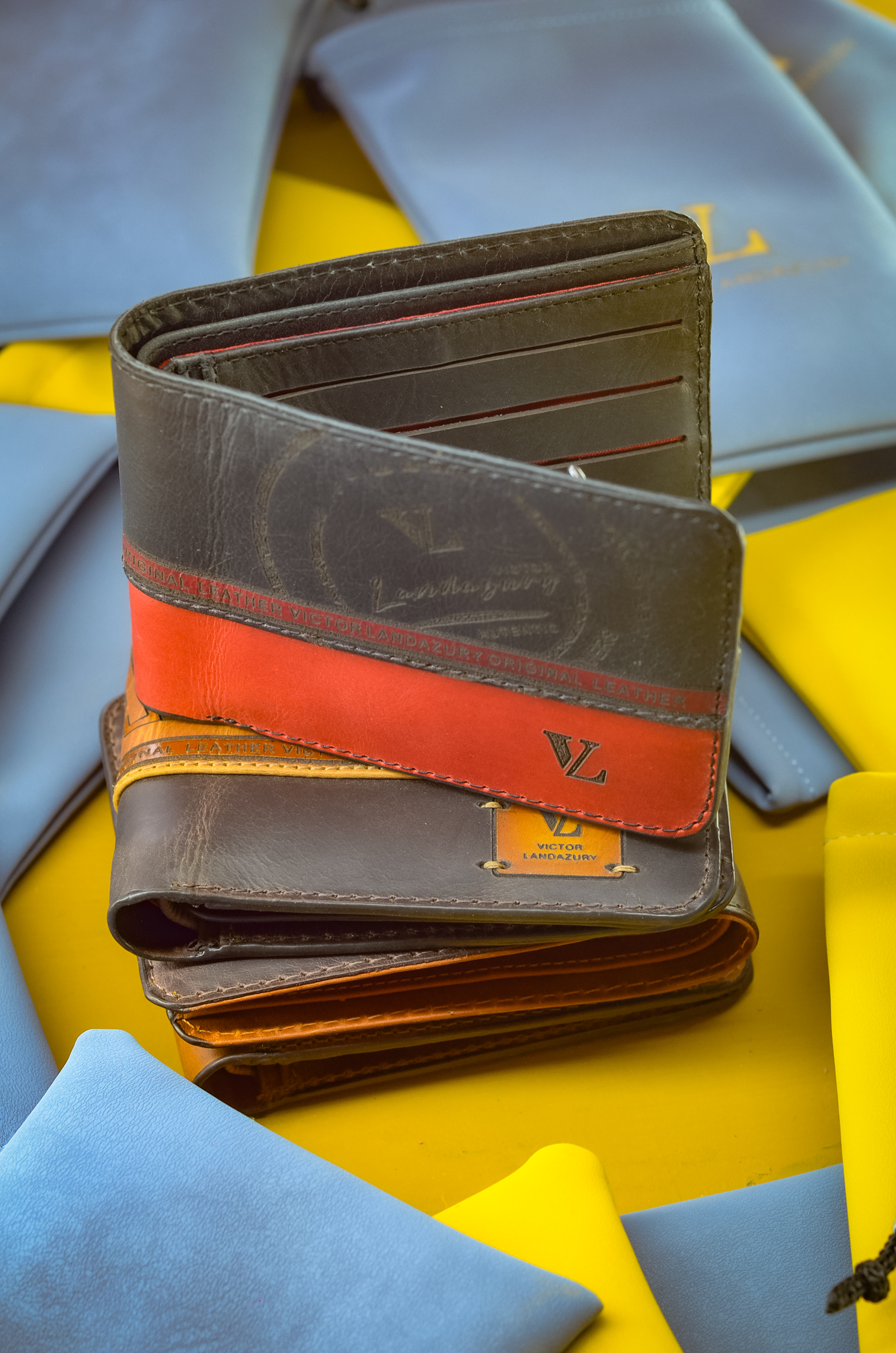 REF: 108 BILLETERA 100% CUERO